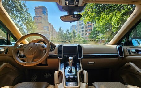 Porsche Cayenne III, 2014 год, 2 800 000 рублей, 19 фотография