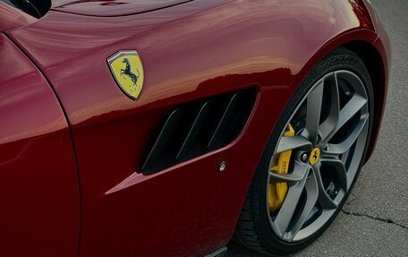 Ferrari GTC4Lusso, 2018 год, 18 000 000 рублей, 6 фотография