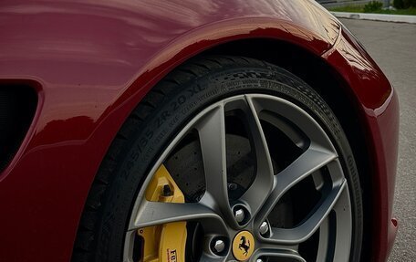 Ferrari GTC4Lusso, 2018 год, 18 000 000 рублей, 7 фотография