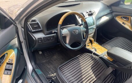 Toyota Camry, 2006 год, 835 000 рублей, 2 фотография