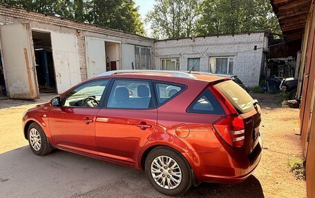 KIA cee'd I рестайлинг, 2009 год, 700 000 рублей, 9 фотография