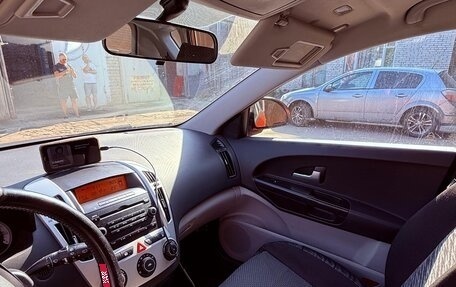KIA cee'd I рестайлинг, 2009 год, 700 000 рублей, 6 фотография