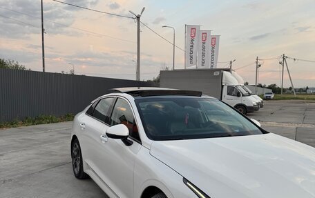KIA K5, 2020 год, 2 650 000 рублей, 24 фотография