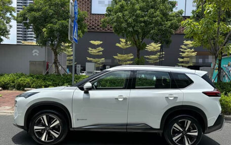 Nissan X-Trail, 2024 год, 3 200 000 рублей, 4 фотография