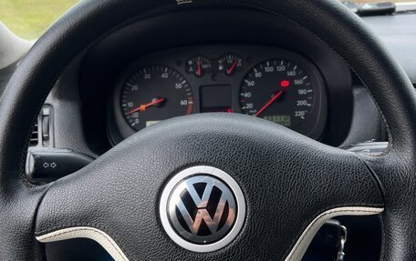 Volkswagen Golf IV, 2002 год, 333 333 рублей, 2 фотография