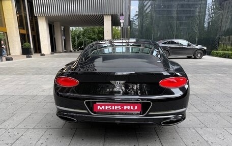 Bentley Continental GT III, 2019 год, 20 000 000 рублей, 4 фотография
