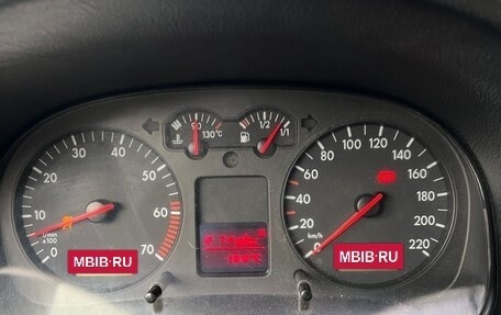 Volkswagen Golf IV, 2002 год, 333 333 рублей, 3 фотография