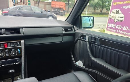 Mercedes-Benz E-Класс, 1994 год, 1 800 000 рублей, 13 фотография