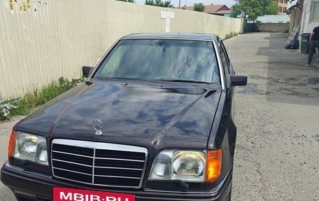 Mercedes-Benz E-Класс, 1994 год, 1 800 000 рублей, 6 фотография