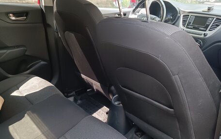 Hyundai Solaris II рестайлинг, 2019 год, 1 400 000 рублей, 12 фотография