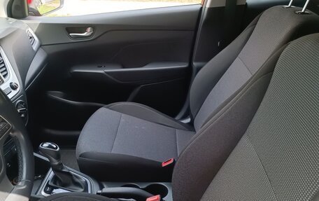 Hyundai Solaris II рестайлинг, 2019 год, 1 400 000 рублей, 7 фотография