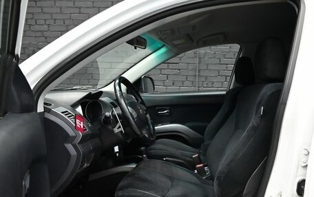 Mitsubishi Outlander III рестайлинг 3, 2007 год, 1 150 000 рублей, 10 фотография
