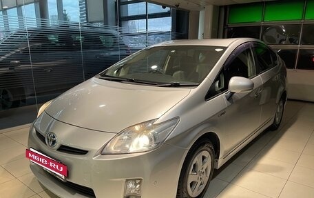Toyota Prius, 2011 год, 1 150 000 рублей, 3 фотография