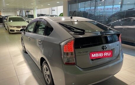 Toyota Prius, 2011 год, 1 150 000 рублей, 4 фотография