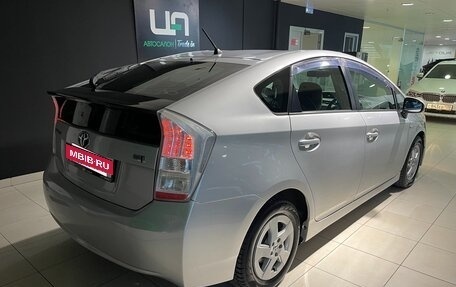 Toyota Prius, 2011 год, 1 150 000 рублей, 6 фотография