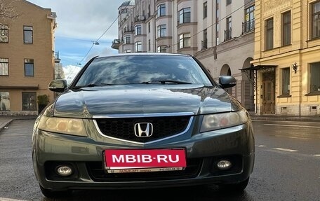 Honda Accord VII рестайлинг, 2004 год, 750 000 рублей, 2 фотография