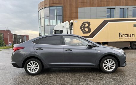 Hyundai Solaris II рестайлинг, 2021 год, 1 890 000 рублей, 4 фотография