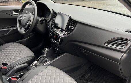 Hyundai Solaris II рестайлинг, 2021 год, 1 890 000 рублей, 14 фотография