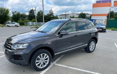 Volkswagen Touareg III, 2011 год, 1 980 000 рублей, 8 фотография
