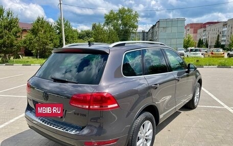 Volkswagen Touareg III, 2011 год, 1 980 000 рублей, 3 фотография