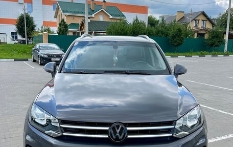 Volkswagen Touareg III, 2011 год, 1 980 000 рублей, 4 фотография