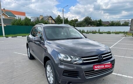 Volkswagen Touareg III, 2011 год, 1 980 000 рублей, 5 фотография