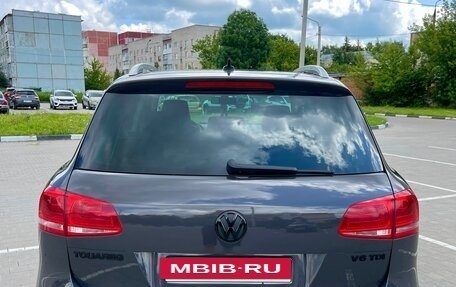 Volkswagen Touareg III, 2011 год, 1 980 000 рублей, 10 фотография
