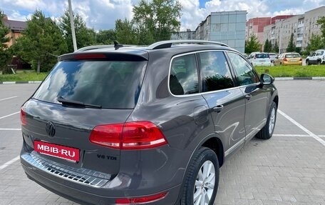 Volkswagen Touareg III, 2011 год, 1 980 000 рублей, 11 фотография
