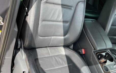 Volkswagen Touareg III, 2011 год, 1 980 000 рублей, 33 фотография