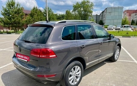 Volkswagen Touareg III, 2011 год, 1 980 000 рублей, 21 фотография
