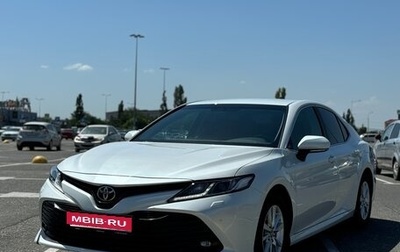 Toyota Camry, 2018 год, 3 000 000 рублей, 1 фотография