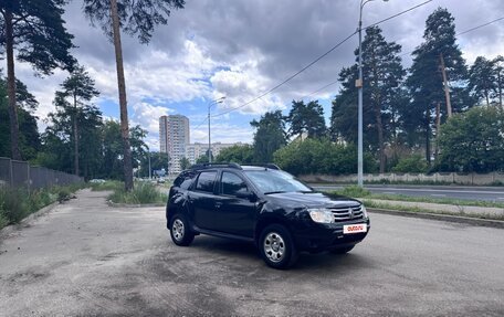 Renault Duster I рестайлинг, 2014 год, 890 000 рублей, 2 фотография