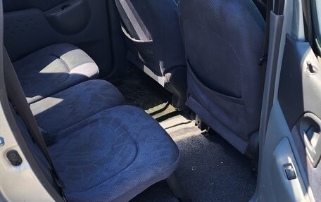 Toyota FunCargo, 2000 год, 350 000 рублей, 3 фотография