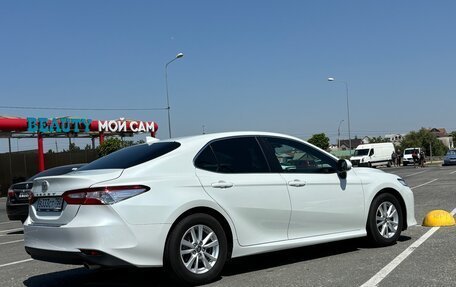 Toyota Camry, 2018 год, 3 000 000 рублей, 6 фотография