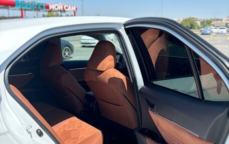 Toyota Camry, 2018 год, 3 000 000 рублей, 10 фотография