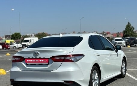 Toyota Camry, 2018 год, 3 000 000 рублей, 5 фотография
