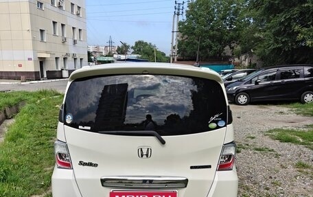 Honda Freed I, 2011 год, 1 050 000 рублей, 5 фотография