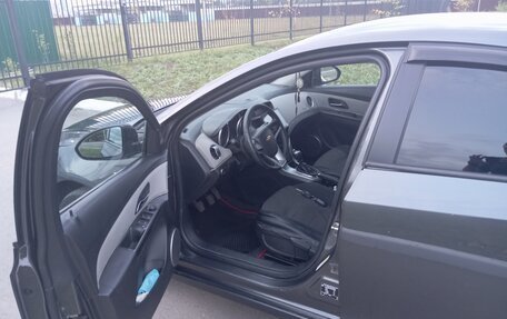 Chevrolet Cruze II, 2011 год, 850 000 рублей, 3 фотография