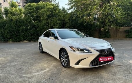 Lexus ES VII, 2020 год, 3 650 000 рублей, 3 фотография