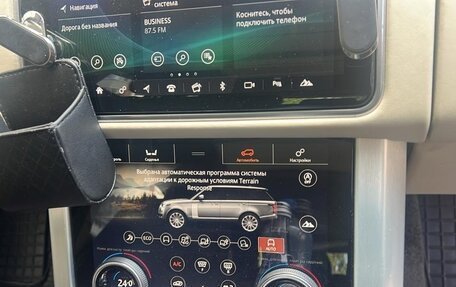 Land Rover Range Rover IV рестайлинг, 2020 год, 6 800 000 рублей, 10 фотография
