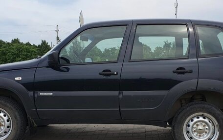 Chevrolet Niva I рестайлинг, 2016 год, 800 000 рублей, 11 фотография