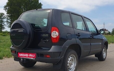 Chevrolet Niva I рестайлинг, 2016 год, 800 000 рублей, 4 фотография