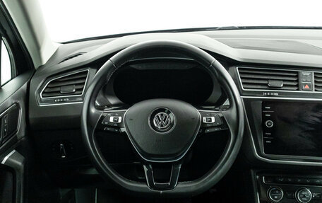 Volkswagen Tiguan II, 2018 год, 2 649 700 рублей, 22 фотография