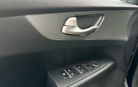 KIA Cerato IV, 2025 год, 2 920 000 рублей, 24 фотография
