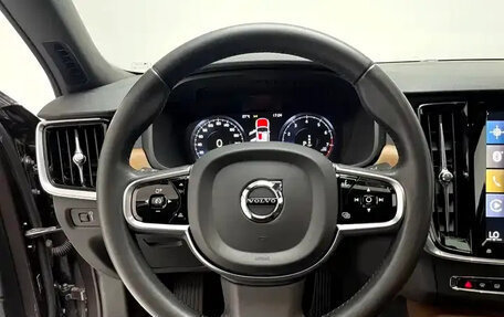 Volvo S90 II рестайлинг, 2021 год, 2 660 045 рублей, 4 фотография
