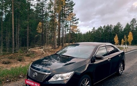 Toyota Camry, 2012 год, 1 950 000 рублей, 2 фотография