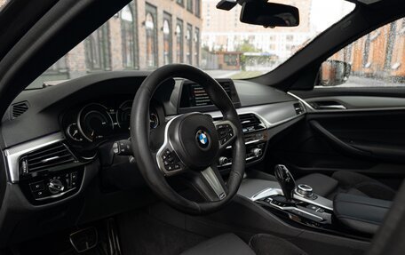 BMW 5 серия, 2019 год, 3 000 000 рублей, 11 фотография