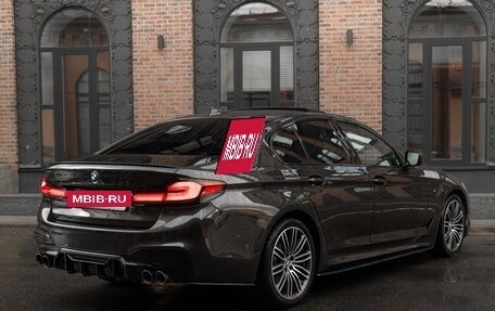 BMW 5 серия, 2019 год, 3 000 000 рублей, 4 фотография