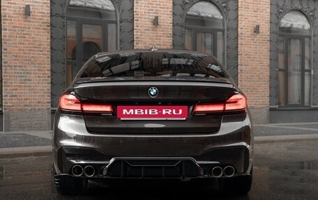 BMW 5 серия, 2019 год, 3 000 000 рублей, 5 фотография