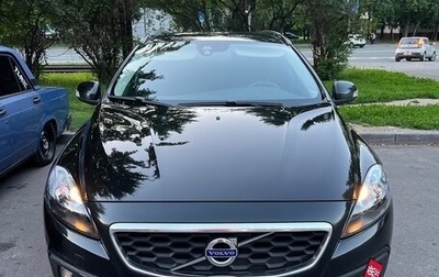 Volvo V40 Cross Country I, 2013 год, 920 000 рублей, 1 фотография